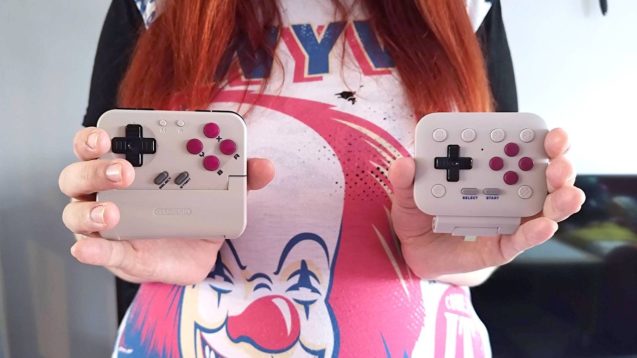 Дал двум ретро-геймерам контроллеры от Game Boy — «победитель» с оговорками